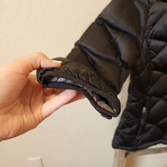The North Face Girl's Black Puffer 550 Coat- Size XL (18) - Picture 7 of 10